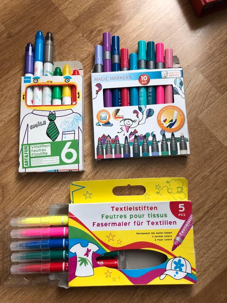 Stiften Set: Viltstiften & Textielstiften, Hobby en Vrije tijd, Knutselen, Zo goed als nieuw, Ophalen of Verzenden