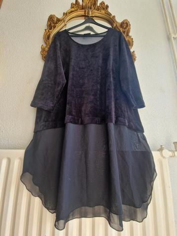 Als nieuw! Ophilia apart zwart velvet a lijn blouse tuniek beschikbaar voor biedingen