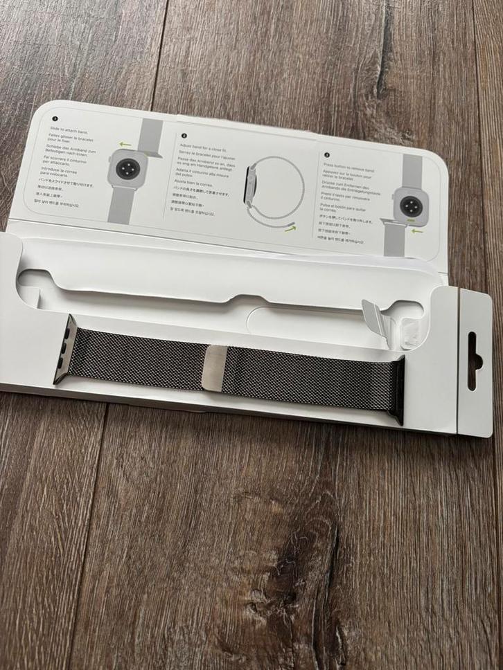 Apple Watch Milanese bandje, Telecommunicatie, Wearable-accessoires, Zo goed als nieuw, Bandje, Ophalen
