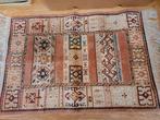 Leuk oud klein kleedje  46.5 * 75cm, Ophalen of Verzenden