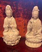 Twee Kwan Yin beelden van blank Chinees porcelein, Ophalen of Verzenden, Zo goed als nieuw