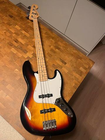 Jazz Bass Gitaar - Sunburst Finish met gratis Fazley tas beschikbaar voor biedingen