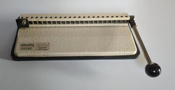perforator 23 gaten A4 beschikbaar voor biedingen