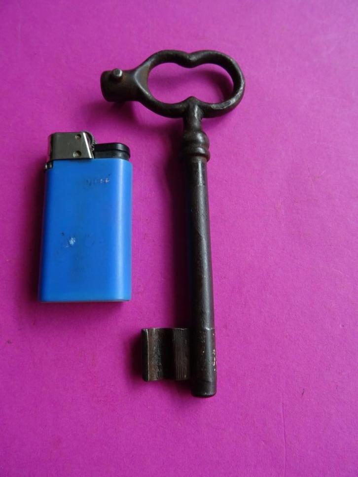 APARTE ANTIEKE SLEUTEL  DUBBELE FUNKTIE SLEUTELS SLOT SLOTEN, Antiek en Kunst, Curiosa en Brocante, Ophalen of Verzenden