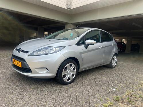 Ford Fiësta 1.25 /44KW/5DR/2010 /Grijs (Goed onderhouden), Auto's, Ford, Particulier, Fiësta, Airbags, Airconditioning, Bluetooth