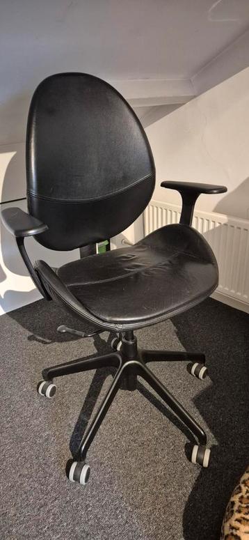 Ikea Lederen Bureaustoel beschikbaar voor biedingen