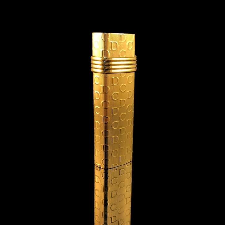 Vintage 18CT Gold Plated Christian Dior Monogram Lighter, Antiek en Kunst, Curiosa en Brocante, Verzenden