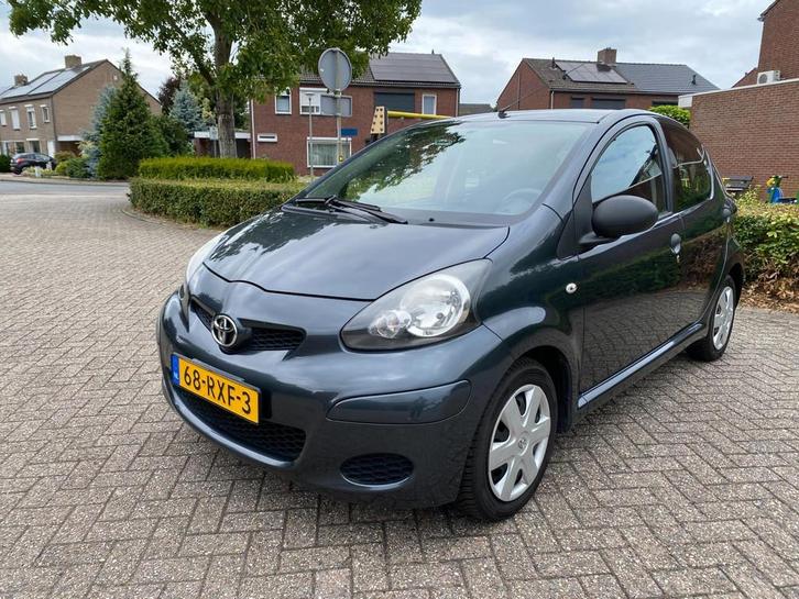 Toyota Aygo 1.0-12V Now, Auto's, Toyota, Bedrijf, Te koop, Aygo, ABS, Airbags, Airconditioning, Centrale vergrendeling, Elektrische ramen