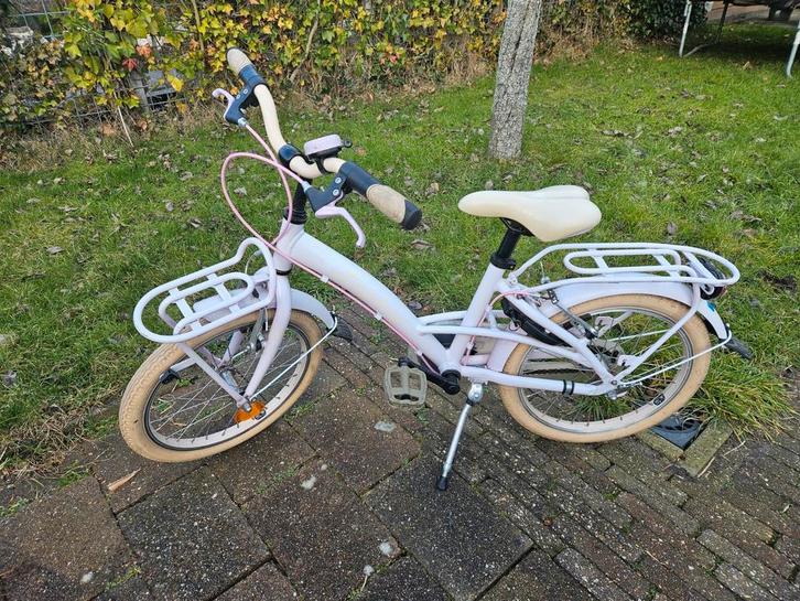 Loekie Prinses 18 inch - Meisjesfiets, Fietsen en Brommers, Fietsen | Meisjes, Gebruikt, 18 inch, Handrem, Ophalen