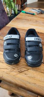 Korfbalschoenen - Maat 30, Ophalen of Verzenden, Gebruikt, Schoenen