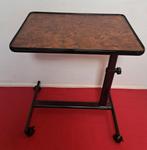 Bedtafel Opklapbare leestafel 
Comforthulpmiddelen en Hoogte, Diversen, Verpleegmiddelen, Ophalen of Verzenden, Zo goed als nieuw