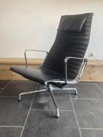 Vitra Eames EA 124 fauteuil, chroom, zwart leder, Design, 75 tot 100 cm, Ophalen of Verzenden, Zo goed als nieuw