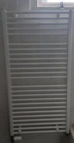 ZEUS Handdoekradiator 120 x 60 cm, Doe-het-zelf en Verbouw, Verwarming en Radiatoren, 60 tot 150 cm, 800 watt of meer, 80 cm of meer