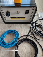 Airbrush revell, Doe-het-zelf en Verbouw, Compressors, 100 liter of meer, Ophalen of Verzenden, Zo goed als nieuw