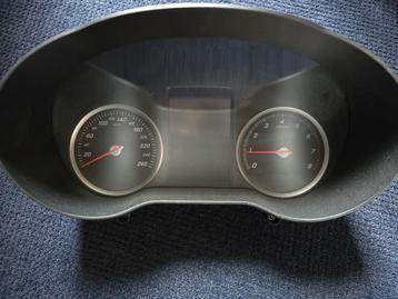 Mercedes C Klasse W205 Instrumentenpaneel beschikbaar voor biedingen