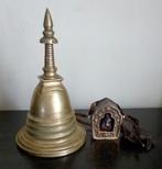Buddistisch mini altaar en Stupa brons, Antiek en Kunst, Kunst | Niet-Westerse kunst, Ophalen of Verzenden