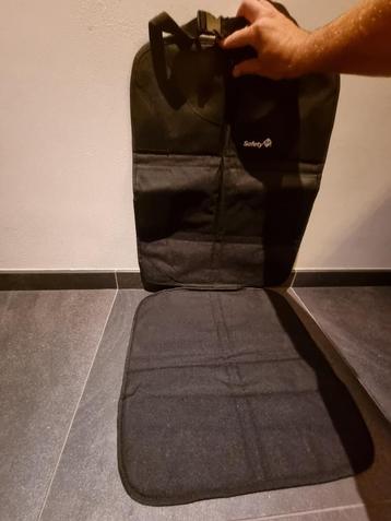 Auto organizer en beschermer beschikbaar voor biedingen