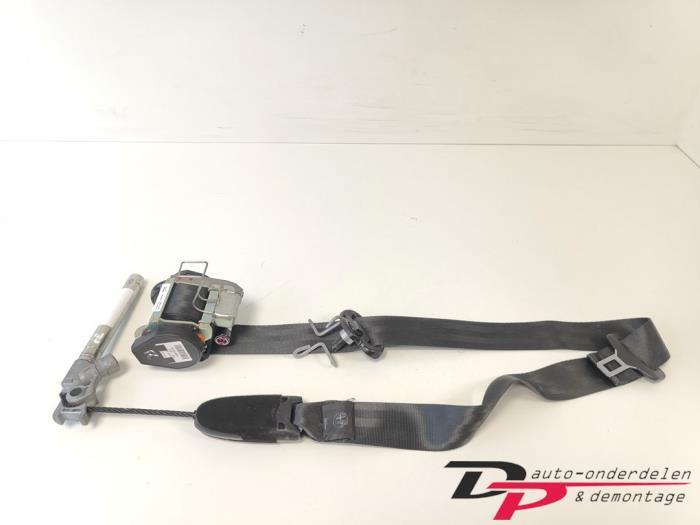 Veiligheidsgordel rechts-voor van een Alfa Romeo Mito, Auto-onderdelen, Interieur en Bekleding, Alfa Romeo, Gebruikt, 3 maanden garantie