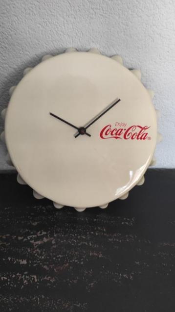 Vintage wandklok Coca Cola wit rood beschikbaar voor biedingen