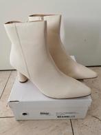 Nieuwe laarzen van Na-kd maat 41, Kleding | Dames, NA-KD, Wit, Lage of Enkellaarzen, Nieuw