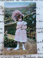 1907 Meisje in roze jurk met blauwe hortensia’s, Ophalen of Verzenden, Voor 1920, Gelopen, Kinderen