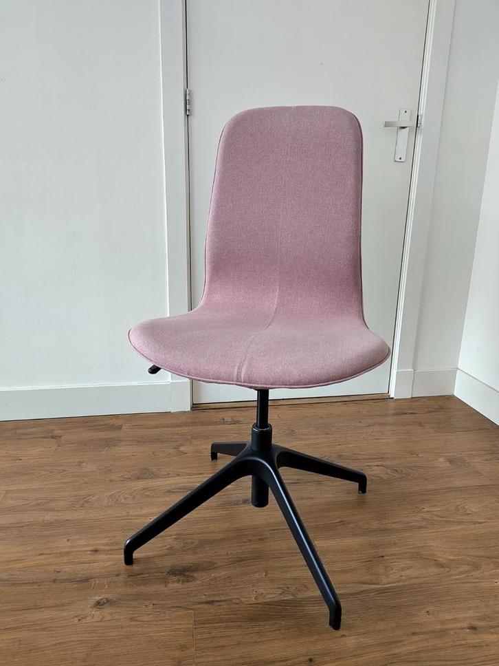 IKEA Langfjall bureaustoel lichtroze, Huis en Inrichting, Bureaustoelen, Gebruikt, Bureaustoel, Roze, Ophalen