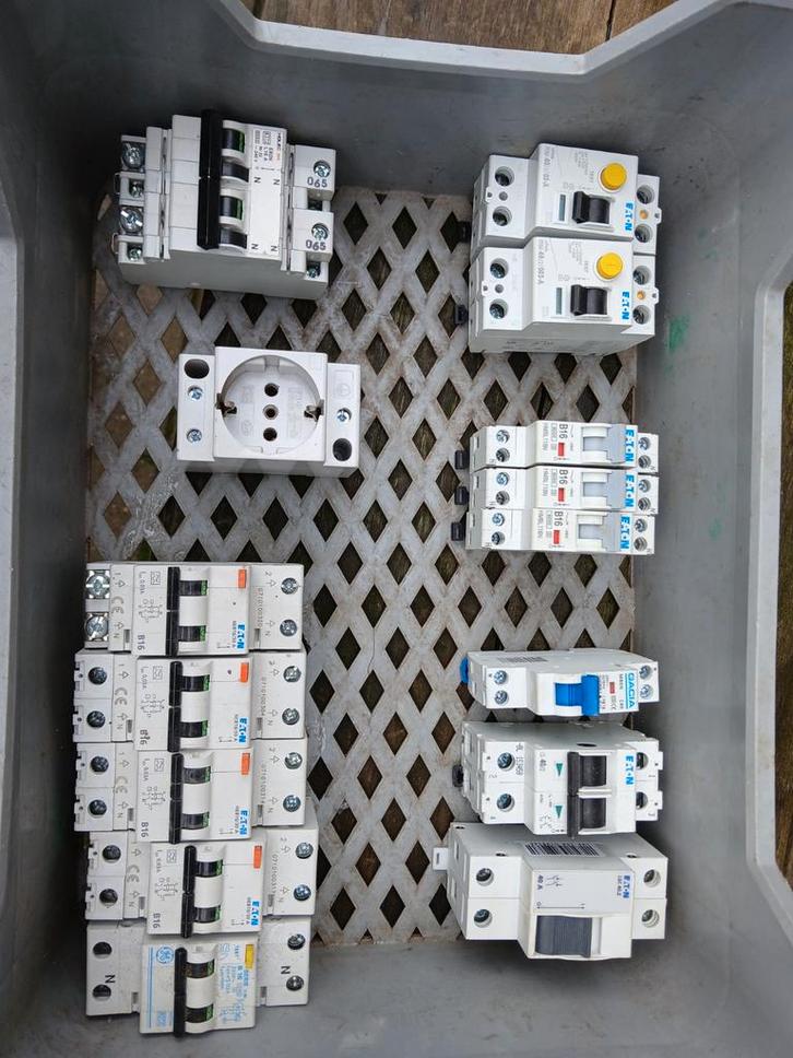 Groepenkast Onderdelen - Aardlek, Automaat, etc., Doe-het-zelf en Verbouw, Elektra en Kabels, Ophalen of Verzenden