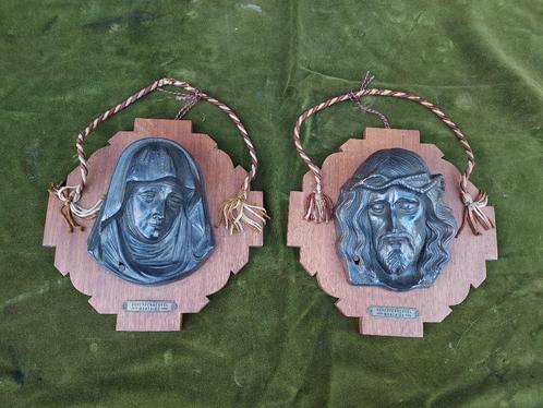 2 Religieuze plaquettes Jezus en Maria., Antiek en Kunst, Antiek | Religie, Verzenden