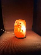 zoutlamp, Huis en Inrichting, Lampen | Tafellampen, Ophalen, Overige materialen, Zoutsteen, Zo goed als nieuw