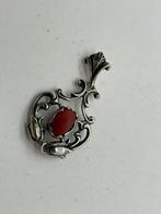 A84 Prachtige zilveren hanger bloedkoraal, Sieraden, Tassen en Uiterlijk, Antieke sieraden, Ophalen of Verzenden, Zilver, Ketting