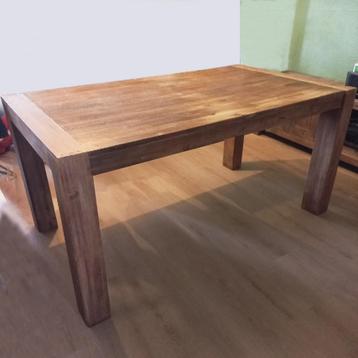 Eettafel Rustiek Eiken beschikbaar voor biedingen