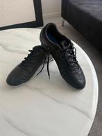 Voetbalschoenen - Maat 43, Ophalen of Verzenden, Zo goed als nieuw, Schoenen