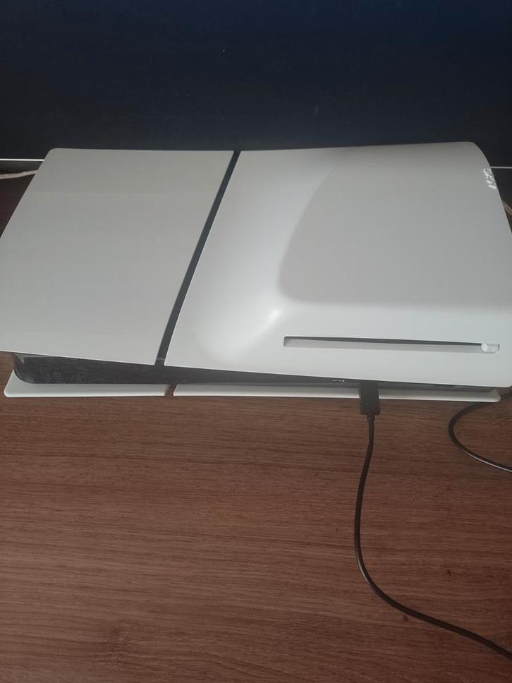 Ps 5, Spelcomputers en Games, Spelcomputers | Nintendo Wii, Zo goed als nieuw, Met 2 controllers, Ophalen of Verzenden