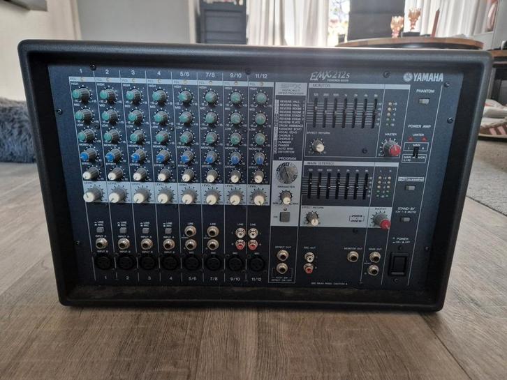 Yamaha EMX212s, Muziek en Instrumenten, Mengpanelen, Gebruikt, Microfooningang, Ophalen