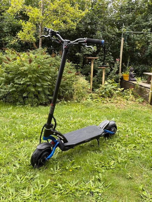 Elektrische step | KAABO Mantis PRO PLUS 70 km/h | E-Scooter, Fietsen en Brommers, Steps, Zo goed als nieuw, Elektrische step (E-scooter)