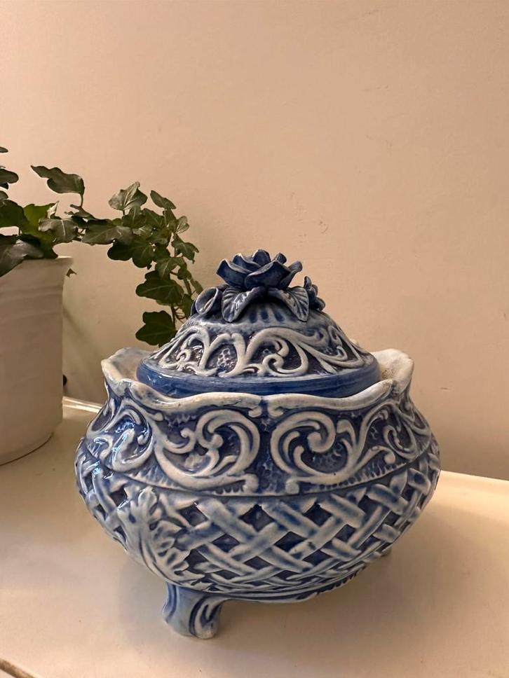 Keramieken dekselpotje blauw wit, Antiek en Kunst, Antiek | Keramiek en Aardewerk, Ophalen of Verzenden