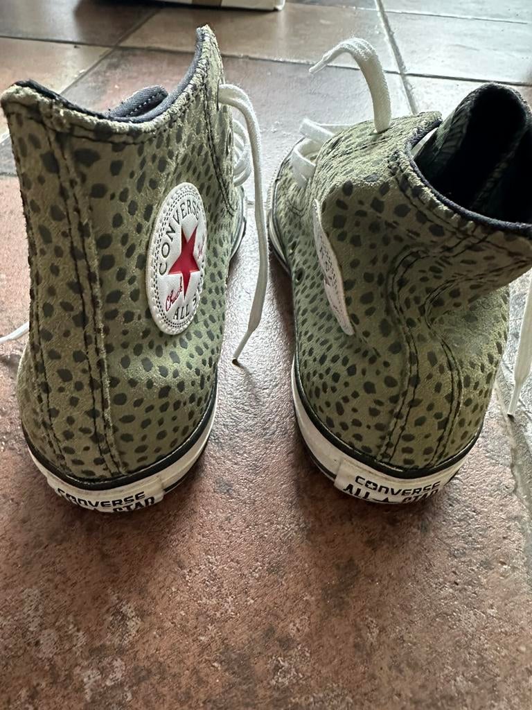 Groene zgan All Stars Convers, Kleding | Dames, Schoenen, Ophalen of Verzenden, Groen, Sneakers of Gympen, Zo goed als nieuw