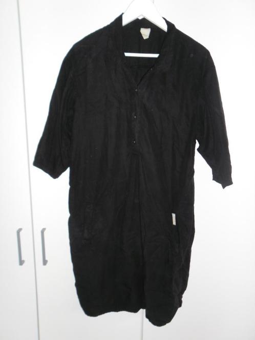Penn & Ink Zwarte Jurk/Blouse Met Knoopjes Maat 38, Kleding | Dames, Jurken, Zo goed als nieuw, Maat 38/40 (M), Zwart, Boven de knie
