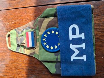 Armband / armlet Koninklijke Marechaussee Militaire Politie beschikbaar voor biedingen