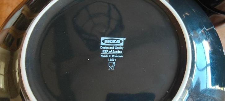 Zwart Servies - Borden, Kommen, Kopjes Ikea, Huis en Inrichting, Keuken | Servies, Zo goed als nieuw, Bord(en), Effen, Keramiek