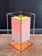 vintage design tafel-lamp in chroom frame 21x21x35cm, Ophalen of Verzenden, Metaal, Minder dan 50 cm, Gebruikt