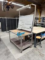 Werkbank met hangbord, Ophalen, Gebruikt, Bankschroef