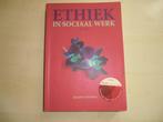 Ethiek in sociaal werk ISBN 9789043033916, Boeken, Studieboeken en Cursussen, Gelezen, Ophalen of Verzenden, HBO