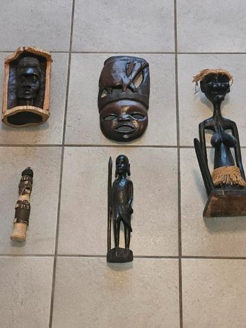Afrikaanse Houten Beelden Collectie beschikbaar voor biedingen