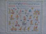 Borduurwerk, Letterlap, BABY, pastelkleur, gaaf, Ophalen of Verzenden, Zo goed als nieuw, Handborduren, Overige typen