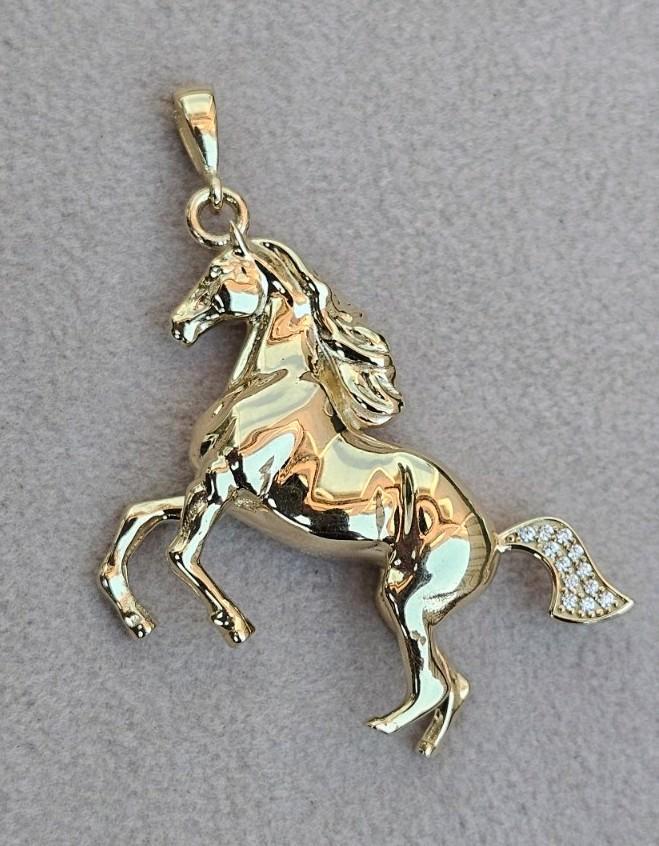 Prachtige paard 14k gouden hanger, Sieraden, Tassen en Uiterlijk, Kettinghangers, Nieuw, Goud, Goud, Overige voorstellingen, Ophalen of Verzenden