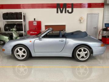 Porsche 911 (993) Carrera Cabriolet 1:18 Maisto Blauw MJ beschikbaar voor biedingen