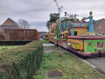 Zelfrijdende Carnavalswagen Thema Malen beschikbaar voor biedingen