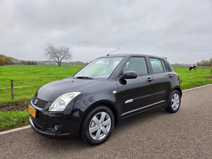 Suzuki Swift 1.3 Bandit/Keyless/Climate/Sportstoelen/NAP!, Auto's, Suzuki, Bedrijf, Swift, ABS, Airbags, Airconditioning, Boordcomputer