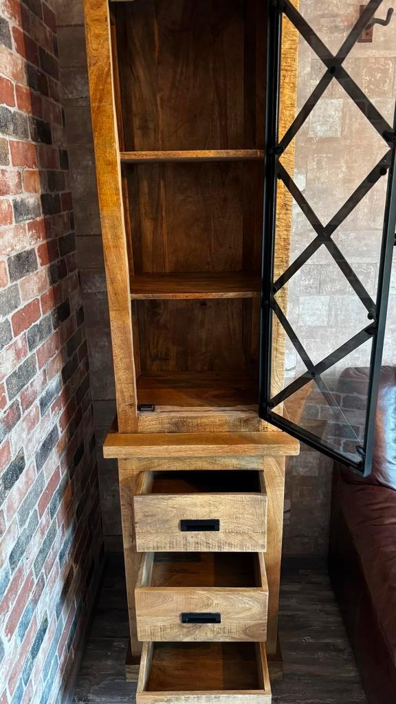 Mango Houten Vitrinekast - Zo Goed Als Nieuw!, Huis en Inrichting, Kasten | Dressoirs, Zo goed als nieuw, 50 tot 100 cm, 25 tot 50 cm